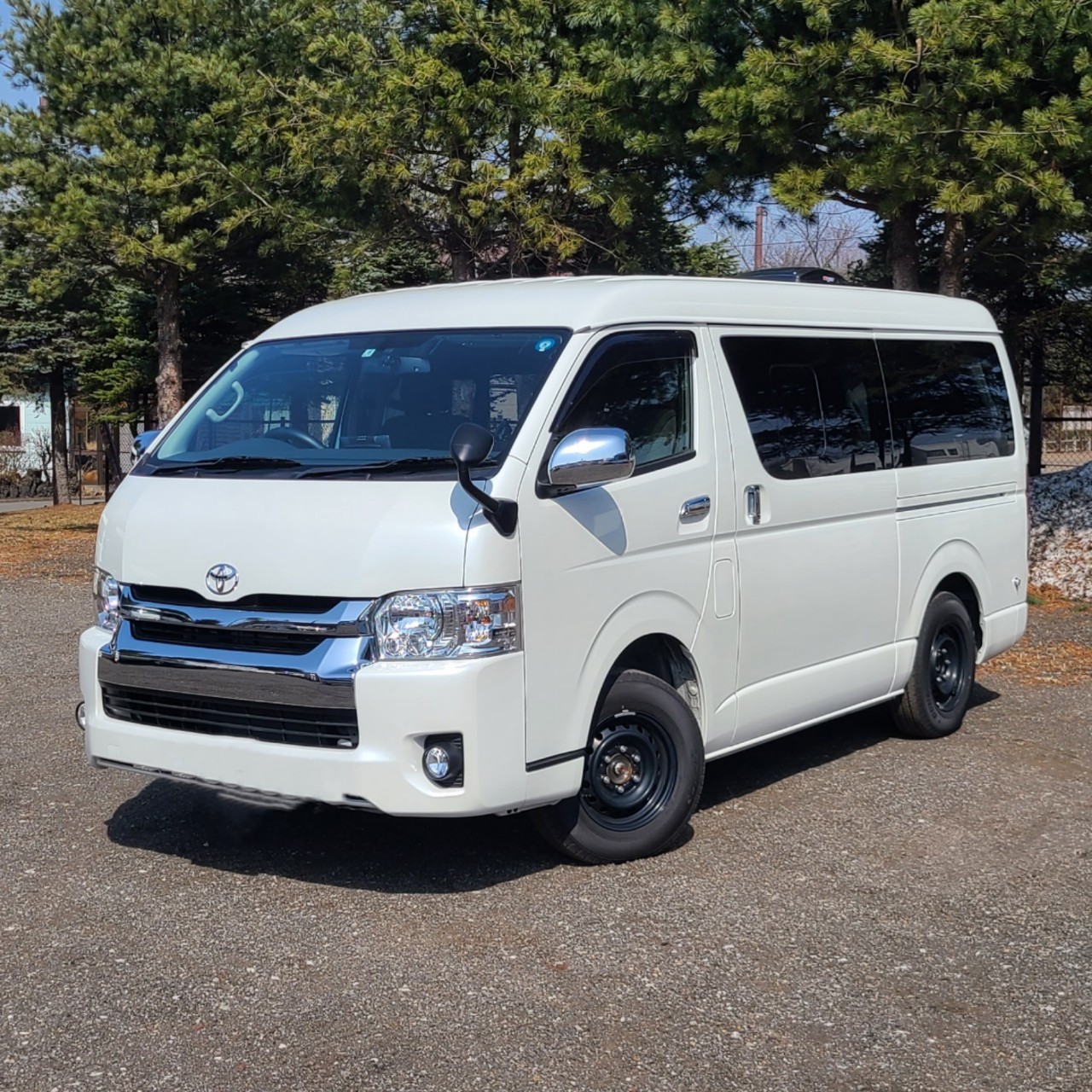 ナッツRV<br>ファミモR2年　ガソリン４WD