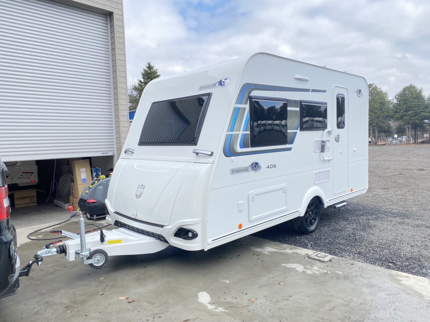 インディアナRV<br>エメロード406VP令和3年4月登録